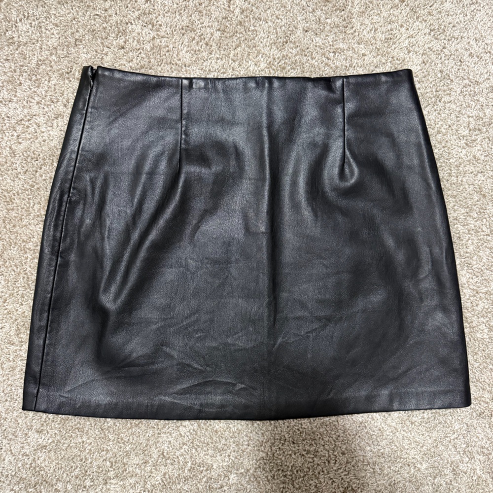 Faux Leather Black Mini Skirt - Picture 2 of 3